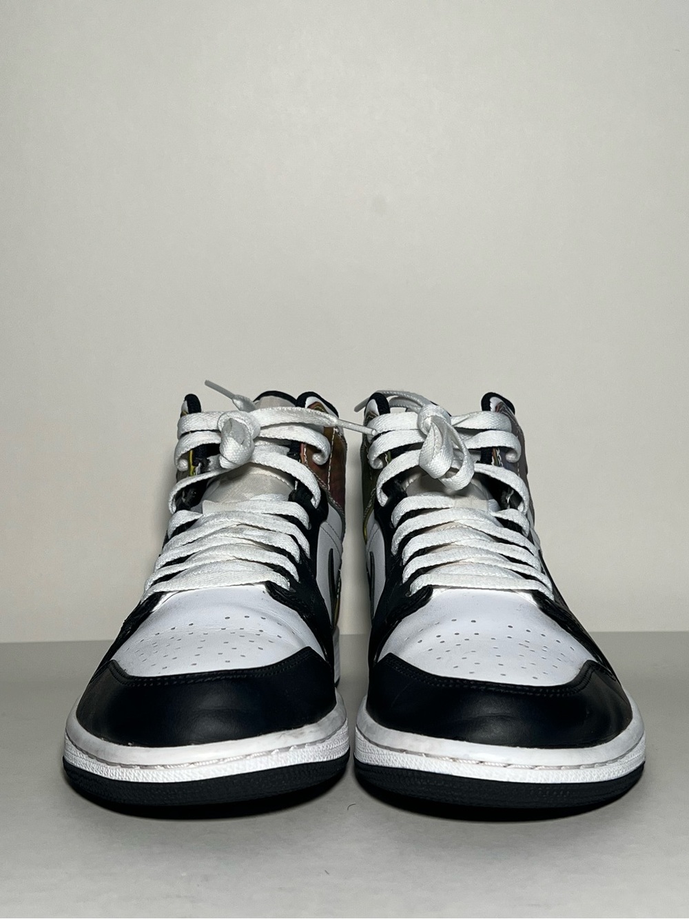 Air Jordan 1 Mid Men's Sneakers in Black and White